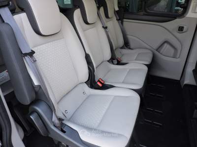 Ford Tourneo Custom 310 2.0 TDCi 130CV PC Titanium auomatico Nero usata Spilamberto