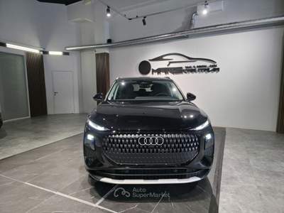 Audi Q3 Business Advanced 150cv s-tronic TECH PLUS Nero usata Firenze