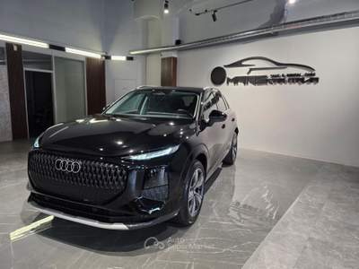 Audi Q3 Business Advanced 150cv s-tronic TECH PLUS Nero usata Firenze