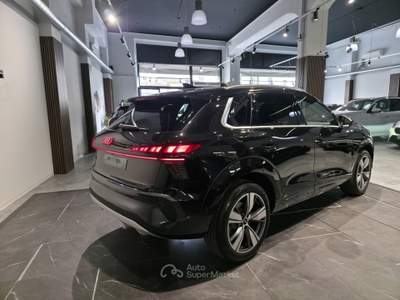 Audi Q3 Business Advanced 150cv s-tronic TECH PLUS Nero usata Firenze
