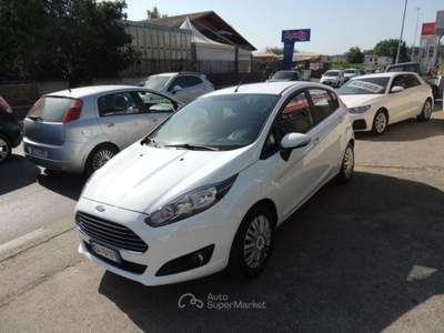 Ford Fiesta 1.5 TDCi 75CV 5 porte Business Bianco usata Quarto