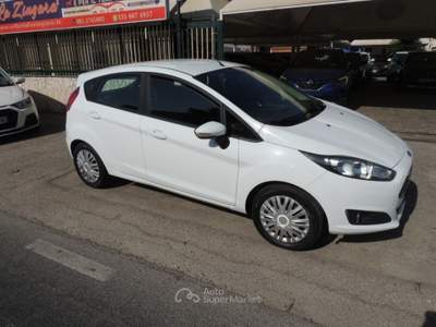 Ford Fiesta 1.5 TDCi 75CV 5 porte Business Bianco usata Quarto