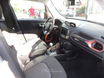 Jeep Renegade 1.6 Mjt 120 CV Longitude Grigio usata Quarto