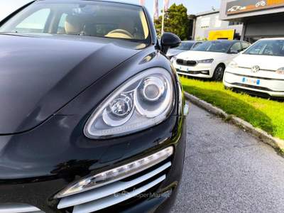 Porsche Cayenne 3.0 Diesel 250CV Platinum Edition Nero usata Milazzo