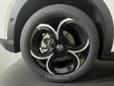 Alfa Romeo Junior 1.2 Hybrid 48V 145cv Speciale+ Sabelt+ Led Matrix Bianco usata Torino