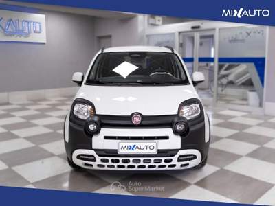 Fiat Panda Pandina Cross 1.0 Firefly Hybrid S&amp;S 70CV Bianco usata Latina