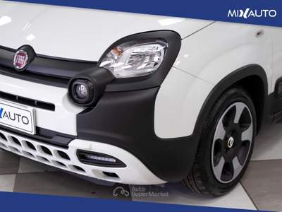 Fiat Panda Pandina Cross 1.0 Firefly Hybrid S&amp;S 70CV Bianco usata Latina