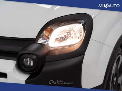 Fiat Panda Pandina Cross 1.0 Firefly Hybrid S&amp;S 70CV Bianco usata Latina