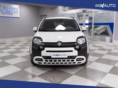 Fiat Panda Pandina Cross 1.0 Firefly Hybrid S&amp;S 70CV Bianco usata Latina