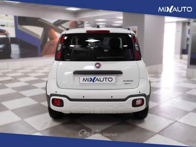 Fiat Panda Pandina Cross 1.0 Firefly Hybrid S&amp;S 70CV Bianco usata Latina