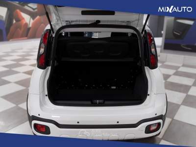 Fiat Panda Pandina Cross 1.0 Firefly Hybrid S&amp;S 70CV Bianco usata Latina