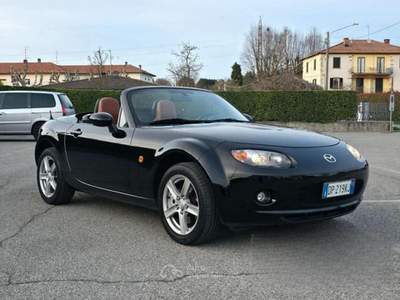 Mazda MX-5 Roadster Coupé 1.8L Fire usata Castiglione Olona