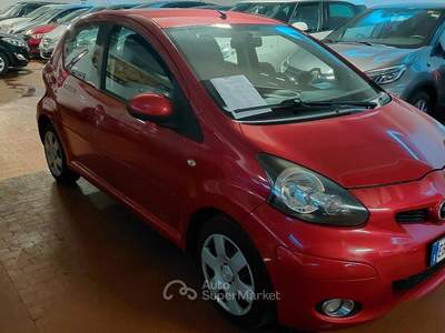Toyota Aygo 5 porte Now Red Edition usata Torino