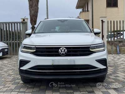 Volkswagen Tiguan Life 2.0 TDI 150CV DSG usata Partinico