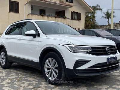 Volkswagen Tiguan Life 2.0 TDI 150CV DSG usata Partinico