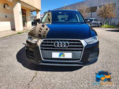 Audi Q3 2.0 tdi Business 120cv Nero usata Porto Mantovano