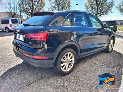 Audi Q3 2.0 tdi Business 120cv Nero usata Porto Mantovano