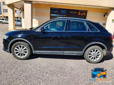 Audi Q3 2.0 tdi Business 120cv Nero usata Porto Mantovano