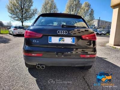 Audi Q3 2.0 tdi Business 120cv Nero usata Porto Mantovano
