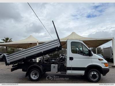 Iveco Daily Daily 35C9 2.8 TDI RIBALTABILE TRIL. Bianco usata San Michele Salentino