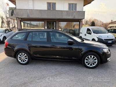 Skoda Octavia CR 105 CV Wagon Elegance Nero usata VILLORBA