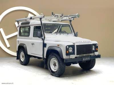 Land Rover Defender Defender 90 2.2 TD4 Station Wagon N1 *AUTOCARRO*GANCIO TRAINO* Bianco usata Castrezzato