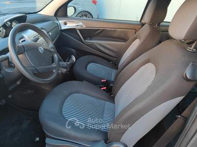 Lancia Ypsilon Oro usata Pordenone