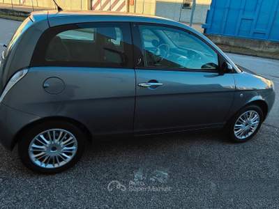 Lancia Ypsilon Oro usata Pordenone