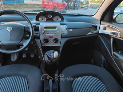 Lancia Ypsilon Oro usata Pordenone