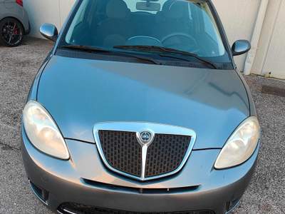 Lancia Ypsilon Oro usata Pordenone