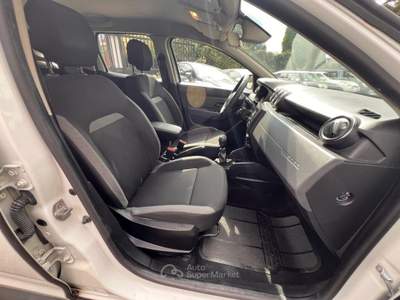 Dacia Duster 1.5 Blue dCi 8V 4x2 Essential Bianco usata ANGRI