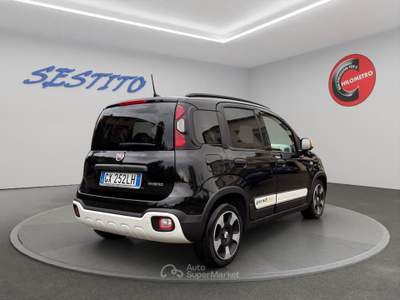 Fiat Panda Pandina Cross 1.0 firefly hybrid s&s 70cv Nero usata Cirò Marina