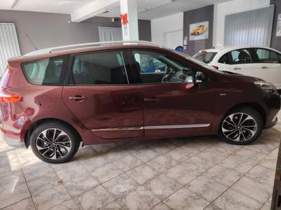 Renault Scénic Scenic Scénic XMod 1.6 dCi 130CV Start&Sto usata POTENZA PICENA