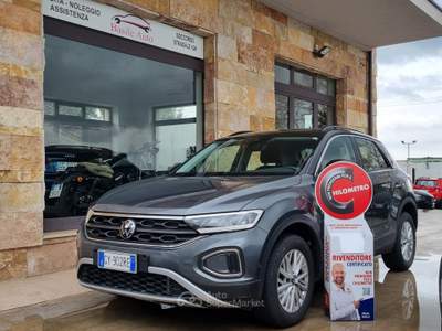 Volkswagen T-Roc SCR 150 CV DSG Life Grigio usata Altamura