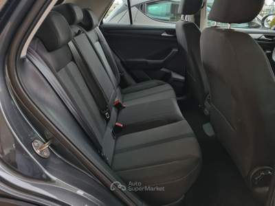 Volkswagen T-Roc SCR 150 CV DSG Life Grigio usata Altamura