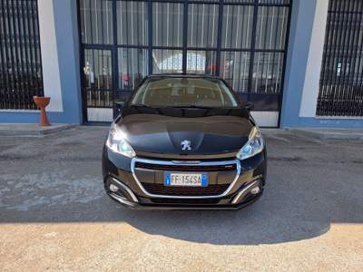 Peugeot 208 BlueHDi 120 S&S 5 porte GT Line Nero usata CERIGNOLA