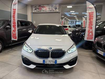 BMW Serie 1 116d 116 116d 5p. Sport Auto 116CV Ok Neopatentati Bianco usata Prato