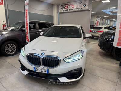 BMW Serie 1 116d 116 116d 5p. Sport Auto 116CV Ok Neopatentati Bianco usata Prato