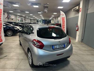 Peugeot 208 1.4 Hdi 8V Allure 68CV Ok Neopatentati Grigio usata Prato
