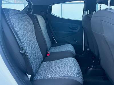 Lancia Ypsilon Ypsilon 0.9 TwinAir 5 porte Metano Ecochic Silver Bianco usata Montecatini-Terme