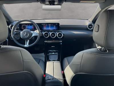 Mercedes-Benz Classe A A 180 d Automatic Progressive Advanced Nero usata Montecatini-Terme