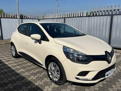 Renault Clio Clio TCe 12V 90 CV GPL Start&Stop 5 porte Energy Life Beige usata Montecatini-Terme