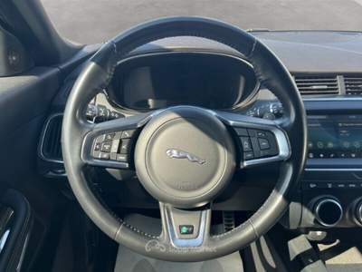 Jaguar E-Pace E-Pace 2.0D 150 CV AWD aut. R-Dynamic Bianco usata Montecatini-Terme