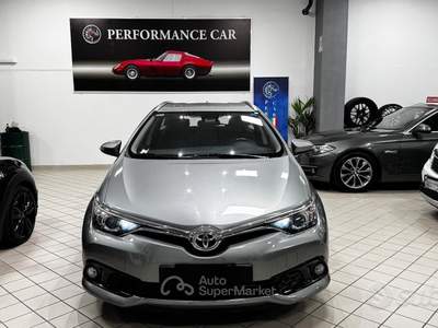 Toyota Auris Touring Sports 1.6 D-4D Lounge usata Montirone