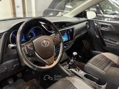 Toyota Auris Touring Sports 1.6 D-4D Lounge usata Montirone