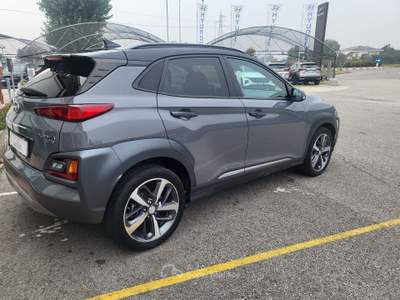 Hyundai Kona 1.6 CRDI 136 CV DCT Style 4wd Grigio usata Veggiano