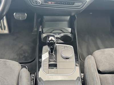 BMW Serie 1 120d 2022 BMW 120D M Sport Led Pano Navi Sport Alcantara Nero usata Cordignano