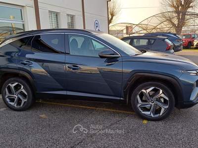 Hyundai Tucson 1.6 HEV aut.Exellence Blu/Azzurro usata Veggiano