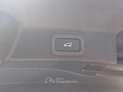 Jaguar F-Pace 2.0d 180 CV AWD aut. Prestige Argento usata Veggiano