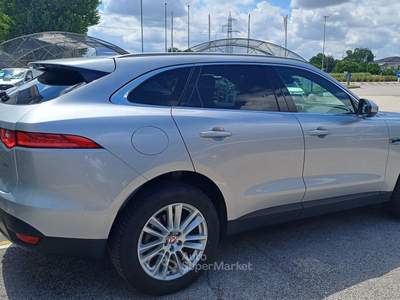 Jaguar F-Pace 2.0d 180 CV AWD aut. Prestige Argento usata Veggiano